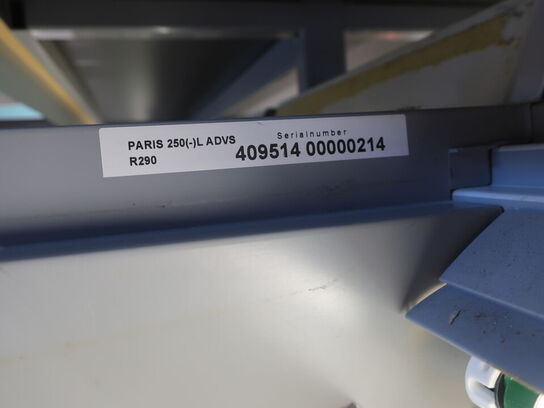 2 stk. AHT Paris 250 frysedisk inkl. salgsdisplay mellem fryserne