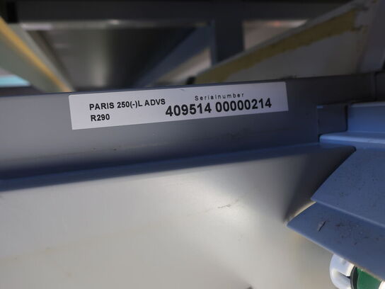 2 stk. AHT Paris 250 frysedisk inkl. salgsdisplay mellem fryserne