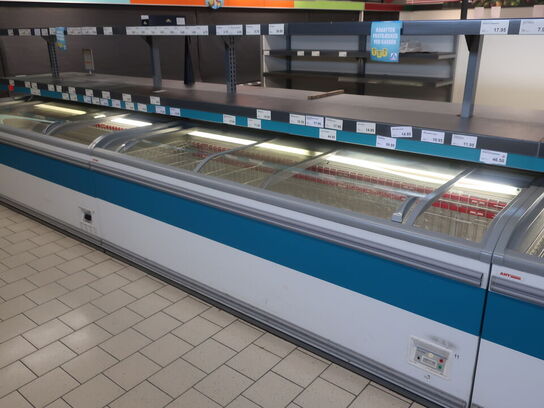 2 stk. AHT Paris 250 frysedisk inkl. salgsdisplay mellem fryserne