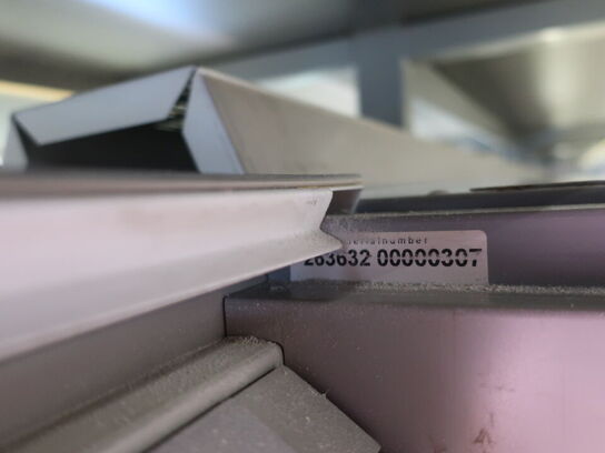 2 stk. AHT Paris 250 frysedisk inkl. salgsdisplay mellem fryserne