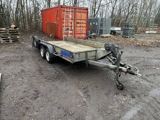 Maskintrailer VA 2002