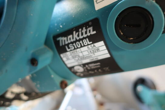 Kap-/geringssav MAKITA LS1018L med stativ