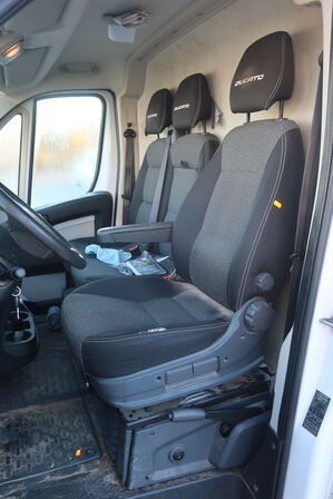 Varebil FIAT DUCATO 2.3 Mjt 130