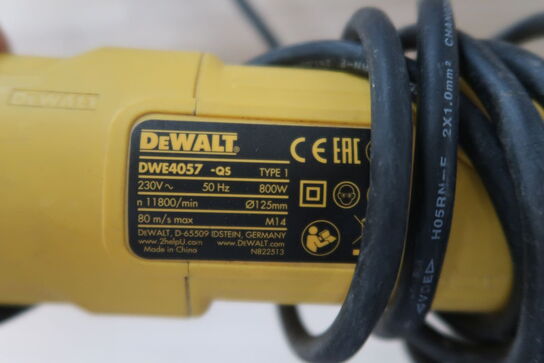 Vinkelsliber, DeWalt DWE4057-qs