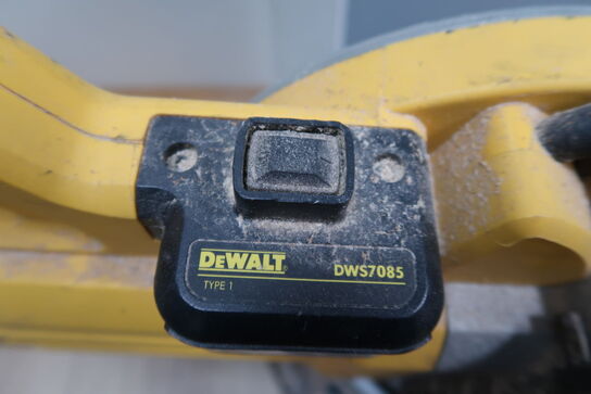 Kap-/geringssav, DeWalt DWS778-qs