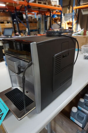 Siemens EQ.6 Plus S100 espressomaskine