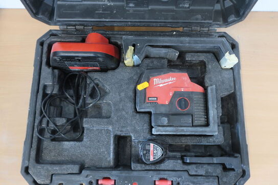 Streglaser MILWAUKEE M12 CLLP