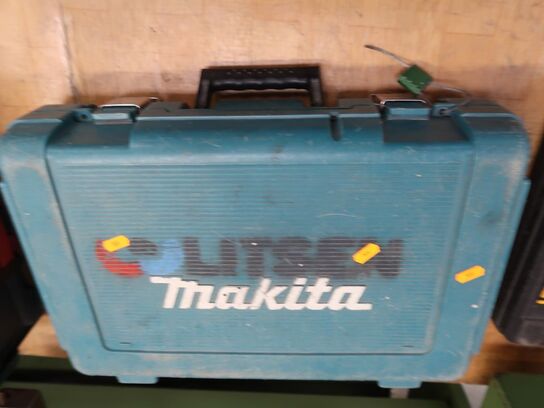 Boremaskine MAKITA med lader og 2 stk. batterier