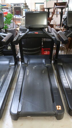 Løbebånd LIFE FITNESS INTO 