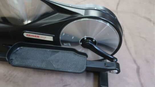 Motionscykel KEISER m5i