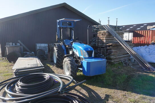 Traktor NEW HOLLAND TN60A