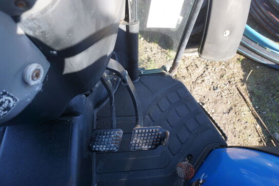 Traktor NEW HOLLAND TN60A