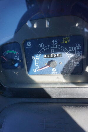 Traktor NEW HOLLAND TN60A