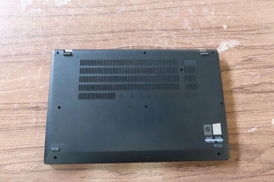 Bærbar computer LENOVO L15