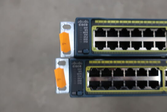 2 stk. switch CISCO Catalyst 2960-S