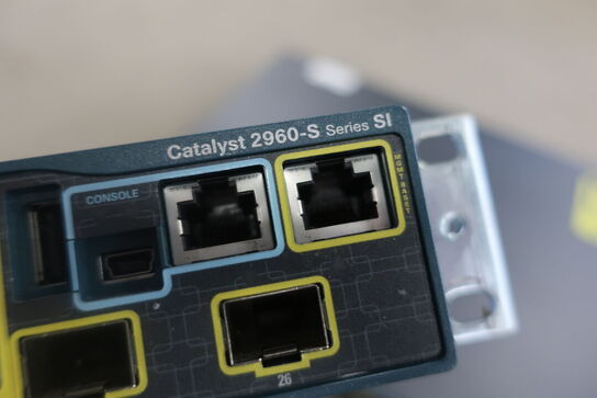 2 stk. switch CISCO Catalyst 2960-S