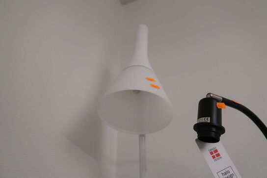 Gulvlampe PHILIPS 790926