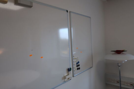 2 stk. whiteboards 