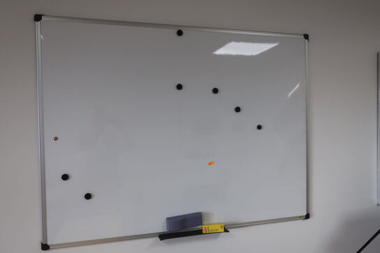 2 stk. whiteboards 