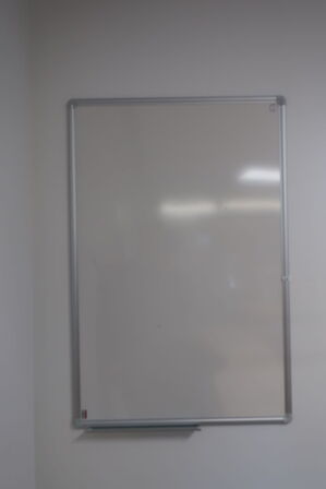 2 stk. whiteboards 