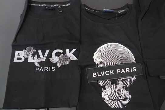 Bukser og 2 stk. t-shirts BLVCK