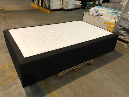 Nordisk Fjer B90 seng med opbevaring 120x200 cm