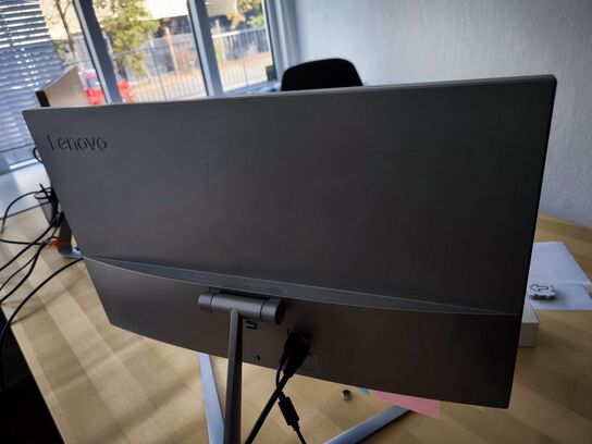 2 stk. 24" skærme LENOVO