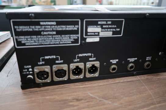 Digital Reverb LEXICON Model 200