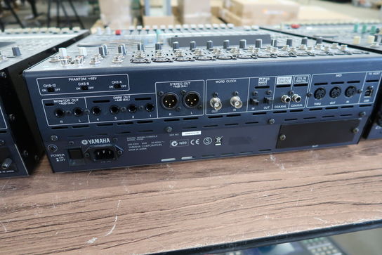 Digitalmixer YAMAHA 01V96