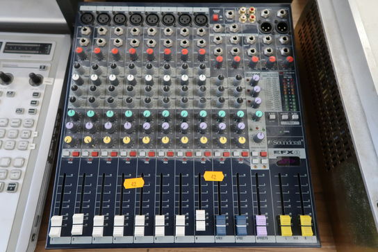 Mixerpult SOUNDCRAFT EFX 8