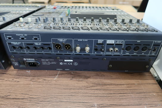 Digitalmixer YAMAHA 01V96