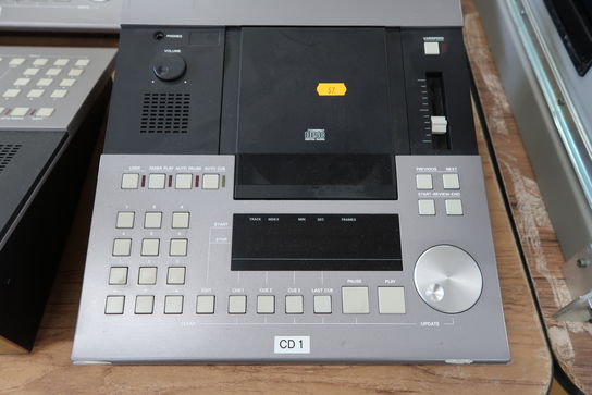 2 stk. Broadcast CD-afspillere STUDER D730