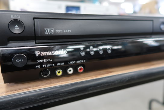 DVD-/VHS-afspiller PANASONIC DMR-ES35V