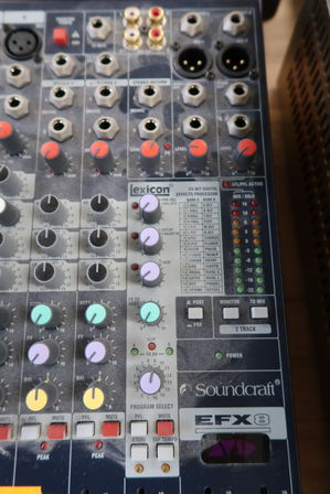 Mixerpult SOUNDCRAFT EFX 8