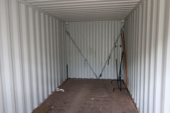 20 fods container med indhold