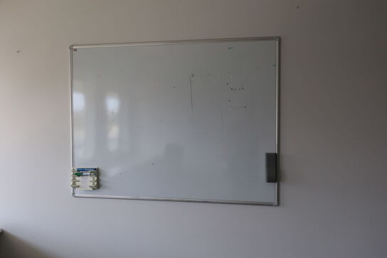 Kontorstol KINNARPS, 2 stk. whiteboards, stol, reol/skab