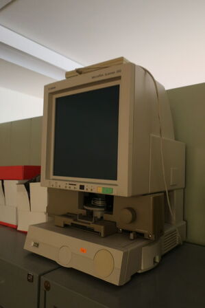 Microfilm scanner CANON 350