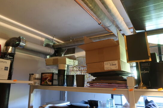 Reol CAMBRO med indhold