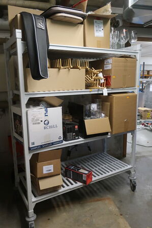 Reol CAMBRO med indhold