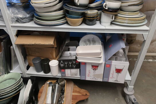Reol CAMBRO med indhold