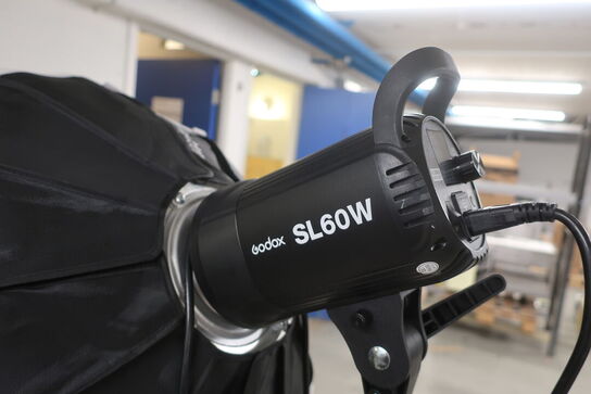 Softbox med lampe GODOX SL60W