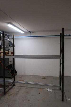 2 fag pallereoler uden indhold