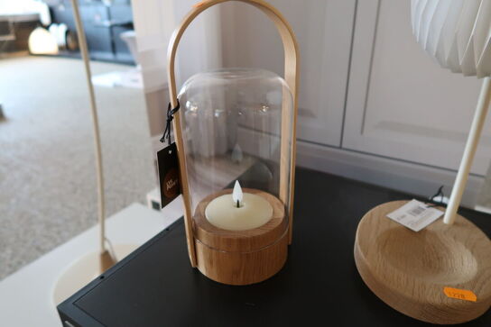 Bordlampe LE KLINT Candle Light Lys Eg