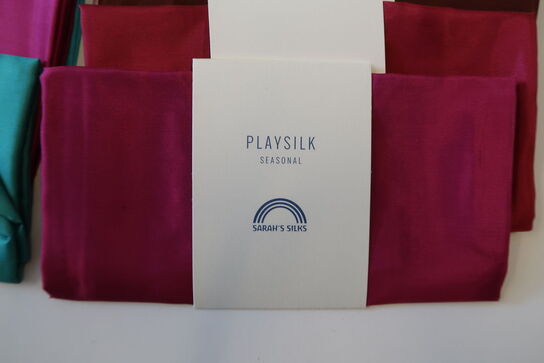 17 stk. Legesilke Solid Playsilks  - sarahs silks