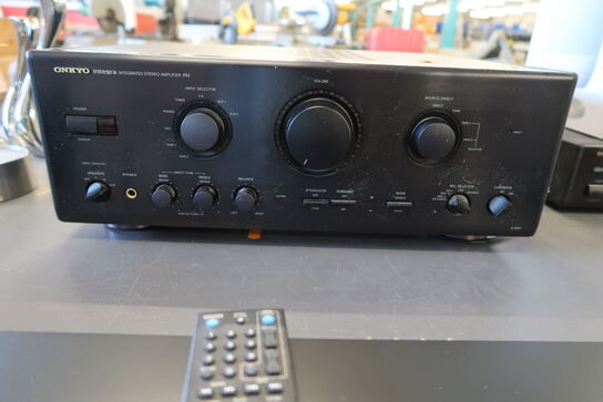 Integreret forstærker ONKYO A-807