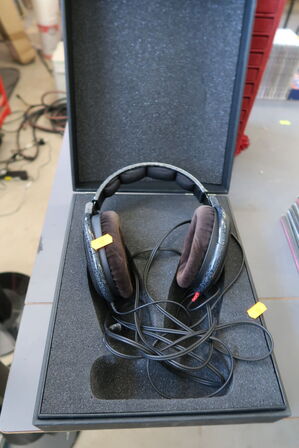 Høretelefoner SENNHEISER HD600