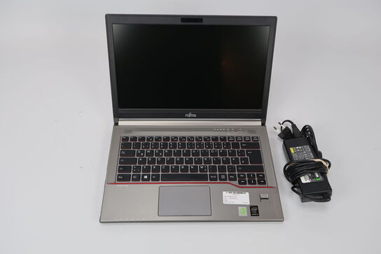 Bærbar, Fujitsu Lifebook E744 i5-4300U 14"