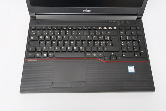 Bærbar, Fujitsu Lifebook E556 i5-6300U 15"