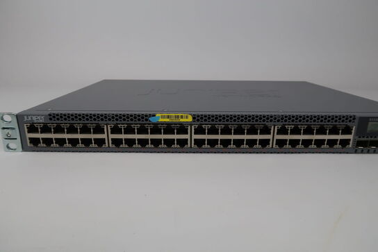 Juniper EX 3300 48P - 48-port Switch