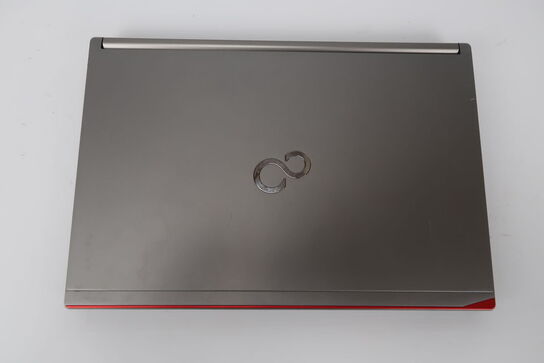 Bærbar, Fujitsu Lifebook E746 i5-6300U 14"